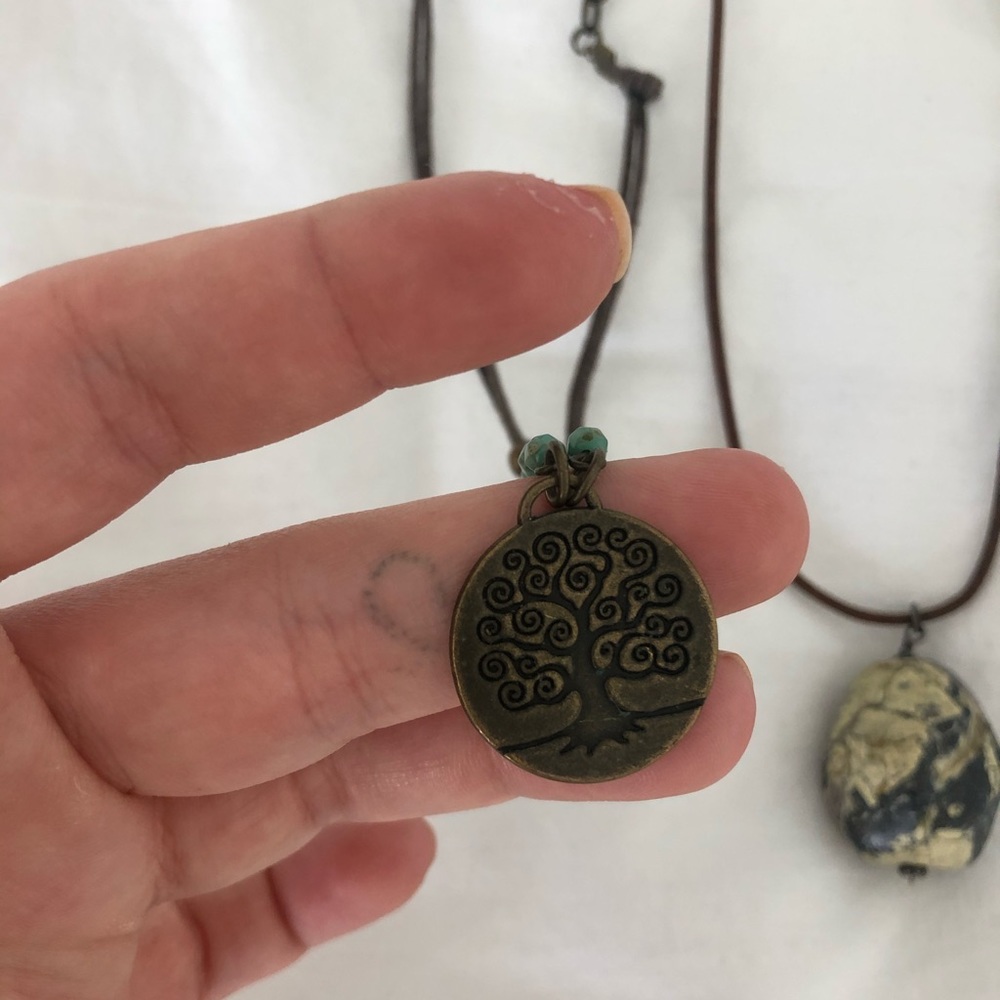 Necklace bundle - Picture 2 of 4
